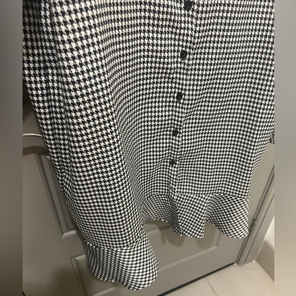 Boohoo Houndstooth Print Button Up Puff Long Sleeve Dress Women’s US Size 16 - Picture 4 of 5